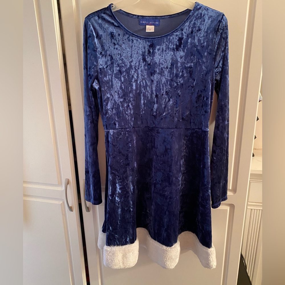 Simply Styled Blue Velvet Kids Dress